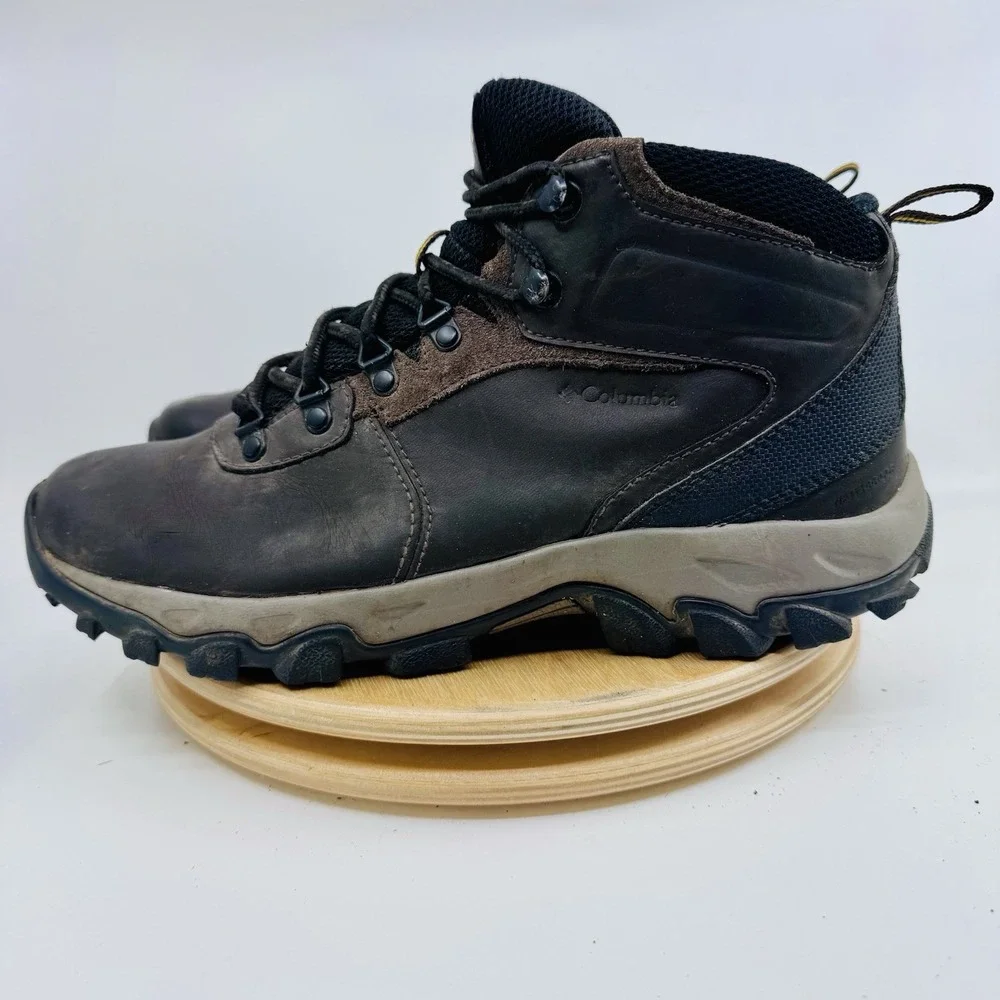 Columbia Newton Ridge Men's 9.5 Brown Leather Hiking Boots Shoes